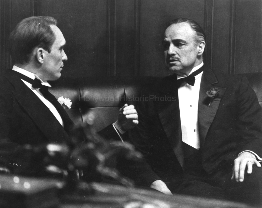Marlon Brando 1972 3 The Godfather with Robert Duvall.jpg